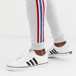 adidas Nizza trainers in white