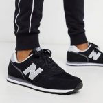 New Balance 373 trainers in black