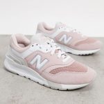 New Balance 997H trainers in pink