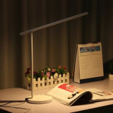 DIGOO DG-TDW – מנורת שולחן חכמה משולבת מטען חוטי, אלחוטי ושליטה קולית ומאפליקציה רק ב27.99$ ומשלוח חינם!