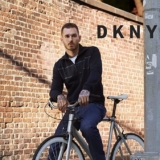 מבחר ג’ינסים לגברים מבית DKNY רק בכ₪106