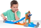 סט מסלול כוח פיג’י כולל רכב ילד חתול PJ Masks Die Cast Track Set רק ב₪61!