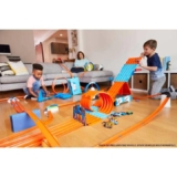 ארגז מירוצים! Hot Wheels Race Crate רק ב₪219 ומשלוח חינם!