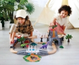 סט רכבת עץ הרפתקאות דינוזאורים Hape רק ב₪227 ומשלוח חינם!