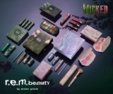 קולקציית האיפור המכושפת Wicked: For Good מבית r.e.m. beauty של אריאנה גרנדה | פלטת צלליות רק ב₪123 | סט איפור רק ב₪133 ועוד!
