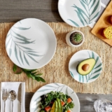 סט צלחות Corelle Solar Print עם 12 חלקים (4 סועדים) רק ב$93.50 ומשלוח חינם!