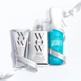 ערכת טיפוח לשיער SLAY Anti-Frizz מבית COLOR WOW רק ב₪143!