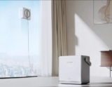 מנקה חלונות רובוטי עם תחנת עגינה Ecovacs Winbot W2 Pro Omni רק ב₪1267!
